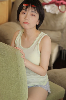 车子一晃一晃正好进去了